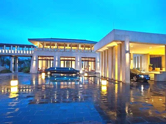 Only One Villa Holiday HotelOver view