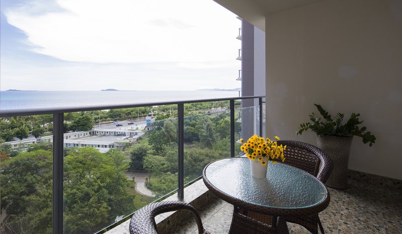 The Peninsula ApartmentOver view