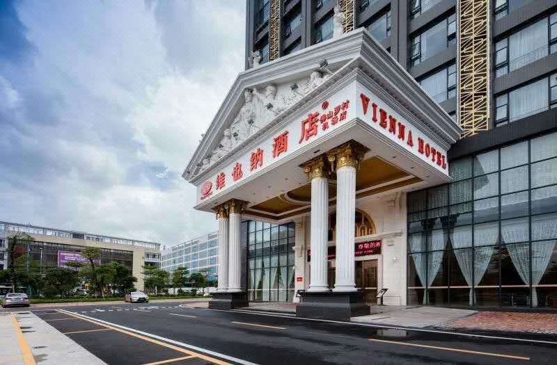 Vienna Hotel (Foshan West Railway Station) Over view