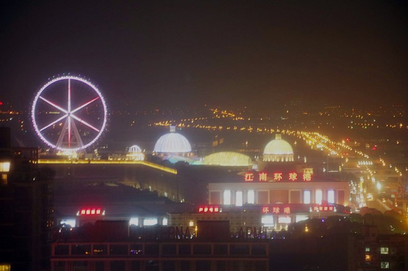 Traders' Select ApartmentOver view