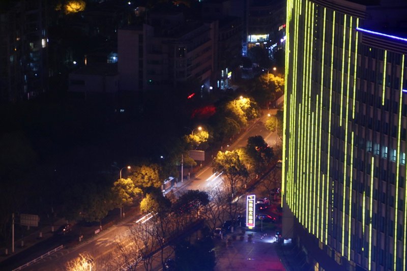 Traders' Select ApartmentOver view