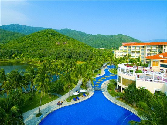 Resort Golden Palm Over view