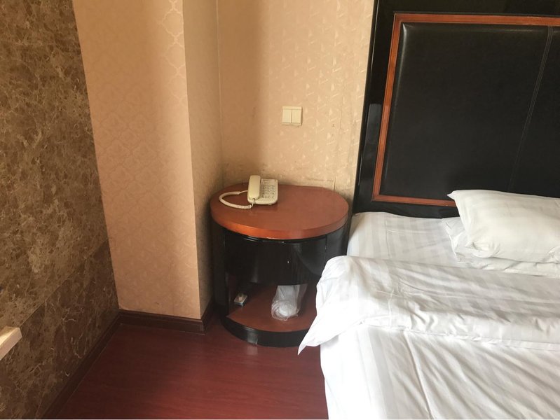 Wells Inn Business Hotel ShanghaiGuest Room