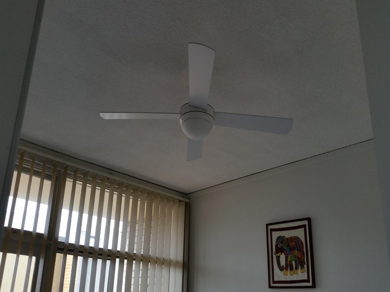 Airy Unit in the Heart of Rockdale休闲