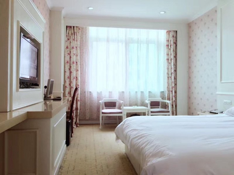 Xiangjiang Commerce Hotel Guest Room