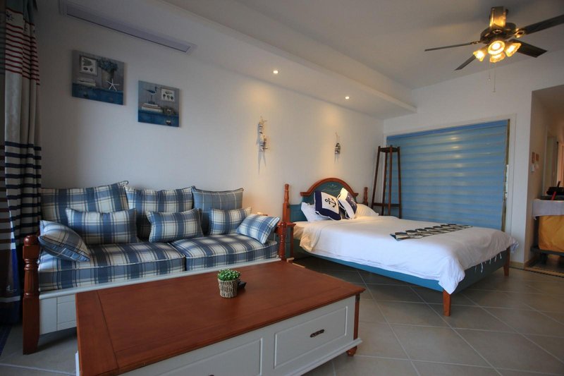 LEFT HOTELGuest Room