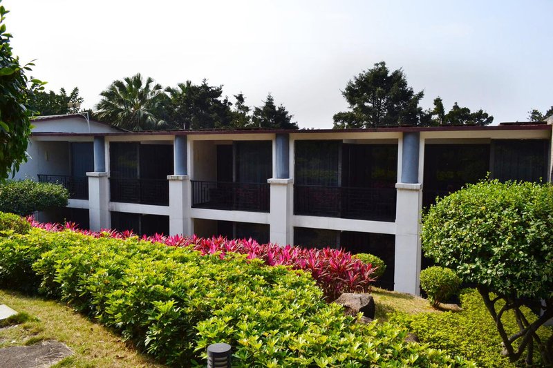 Xiqiao Mountain Hotel Over view