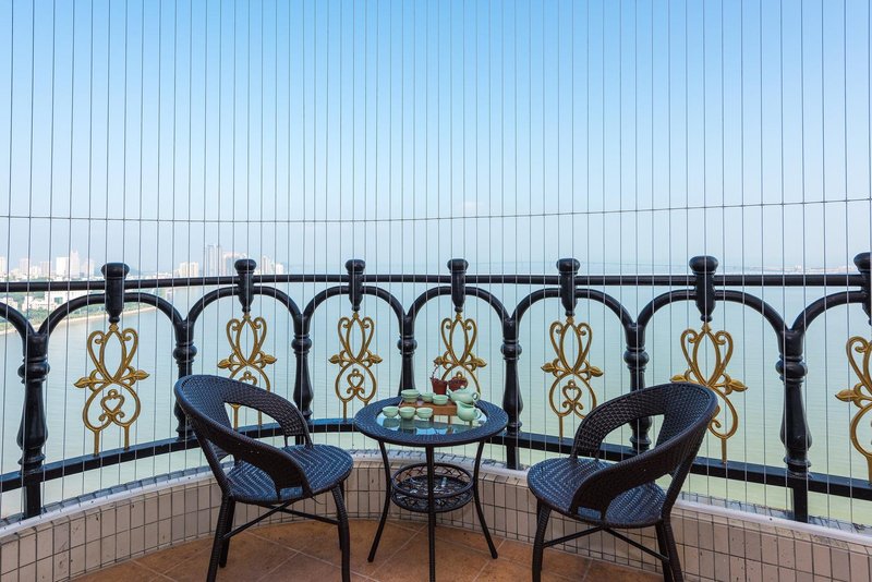 GrandPark Shore Youth ApartmentOver view