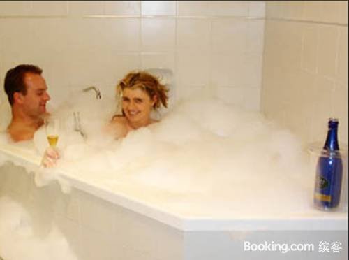 Central Cowes Family Townhouses Guest Room