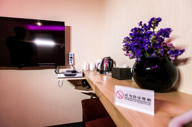 Sunshine Garden HotelGuest Room