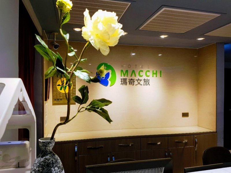 MACCHI HOTEL Lobby