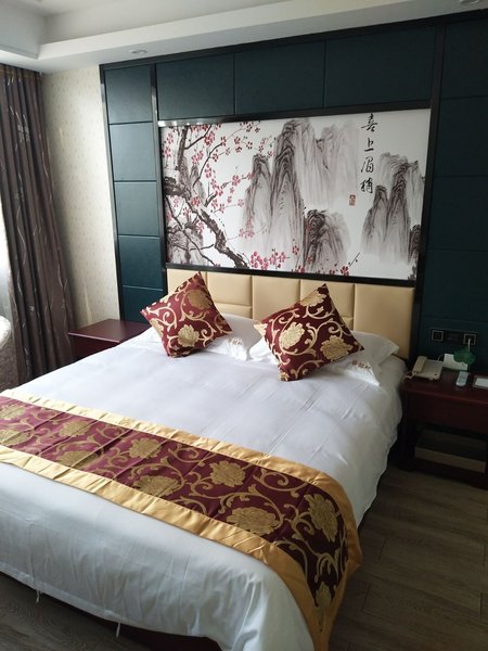 YI MING XUANGuest Room
