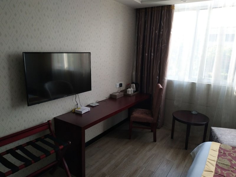 YI MING XUANGuest Room
