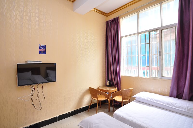 Qianru Express Hostel Guest Room