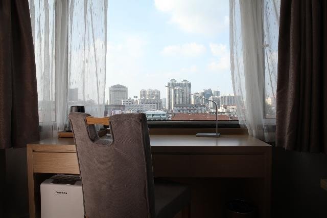 Lavande Hotels (Shanghai Railway Station) Guest Room