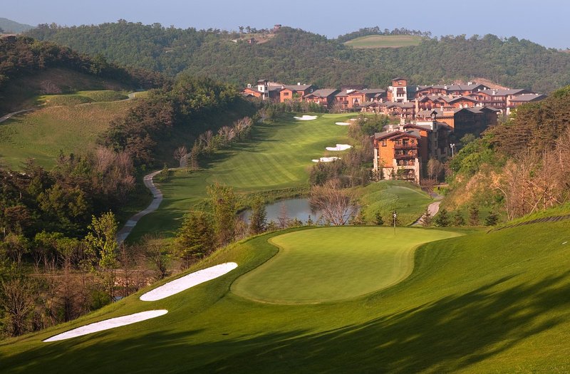 Red Flag Valley Golf HotelOver view