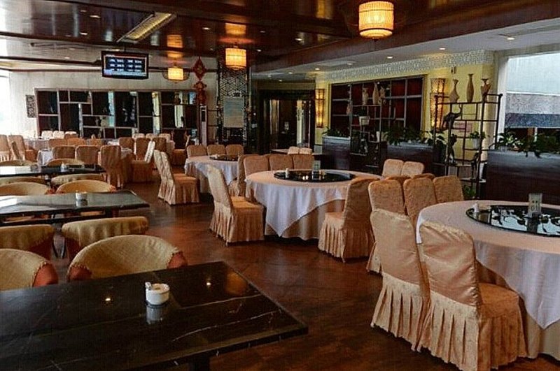 Tangshan Ziqing Lake Golf Ecological Tourism Resort Nanjing Restaurant