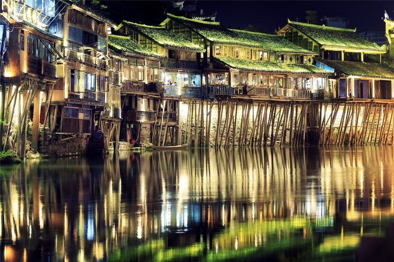 Xingfu Wutuobang Gufeng Qingshe Hostel Over view