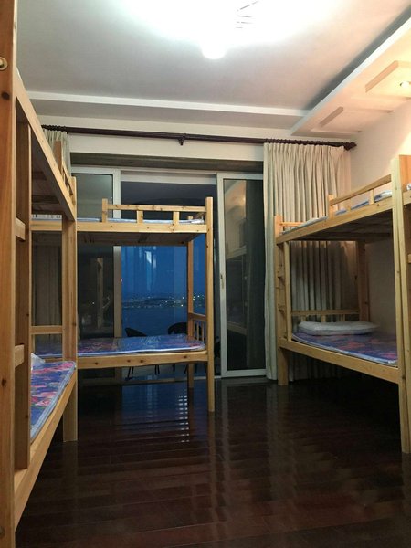 starting point youth hostel Guest Room