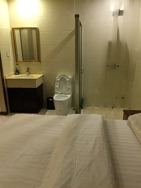 The great edition bath hotelGuest Room