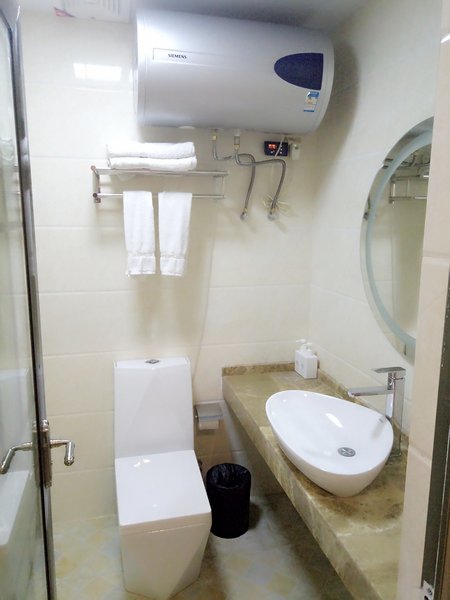 changlon huanle jiudian客房