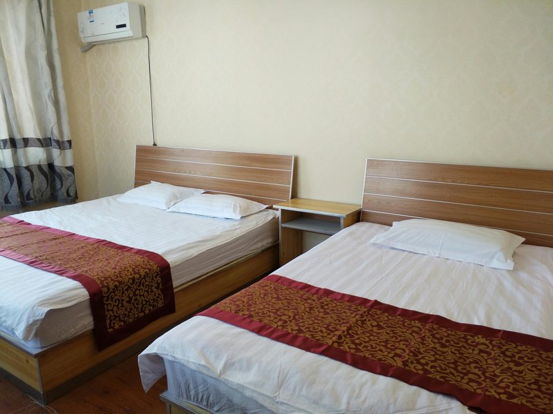 Saqila Hotel Guest Room