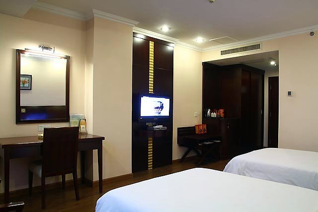 Baoxing Business Hotel Guest Room