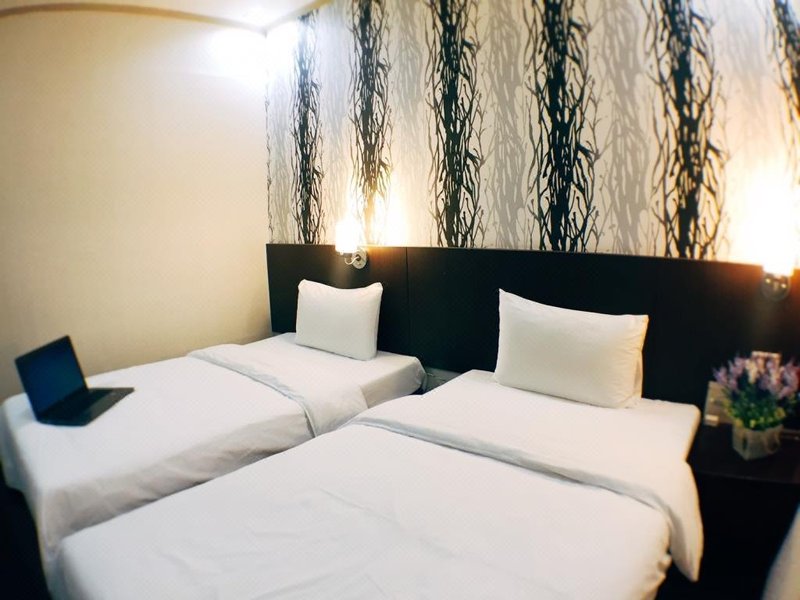 W L Fun House Hotel (Hsinchu) Guest Room