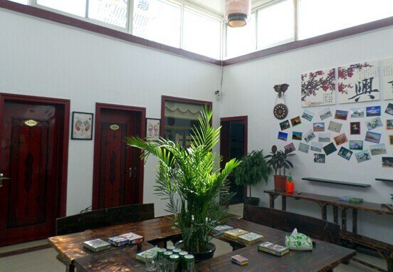 nongfushanzhuangLobby