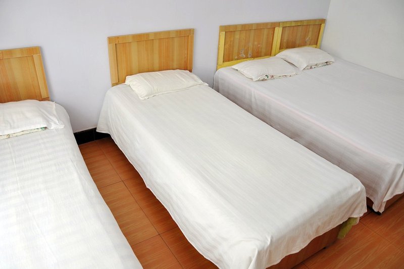 xinxinlvguanGuest Room