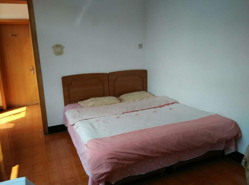 xinxinlvguanGuest Room