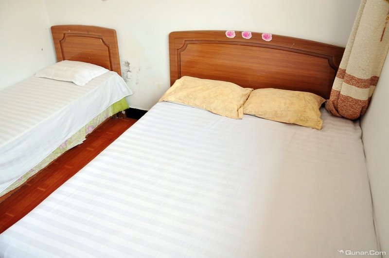 xinxinlvguanGuest Room