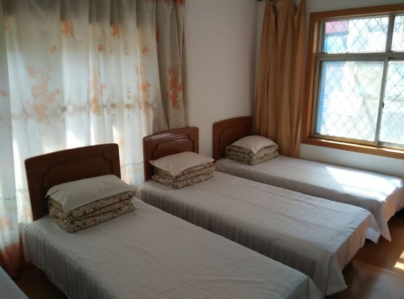 xinxinlvguanGuest Room