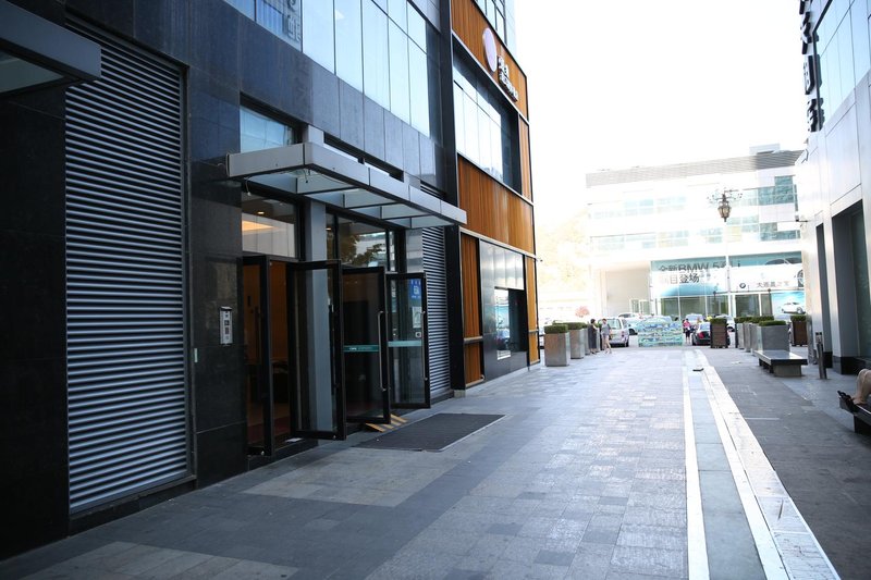 Chak  heeHotel public area