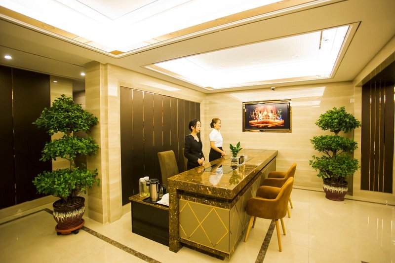 Dunhuang Season HotelLobby