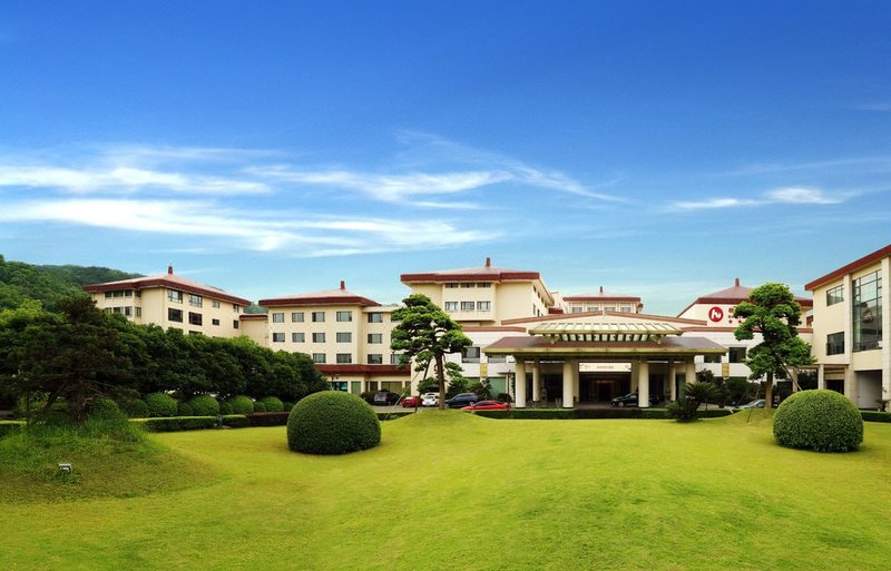 Hangzhou Bay Hotel Over view