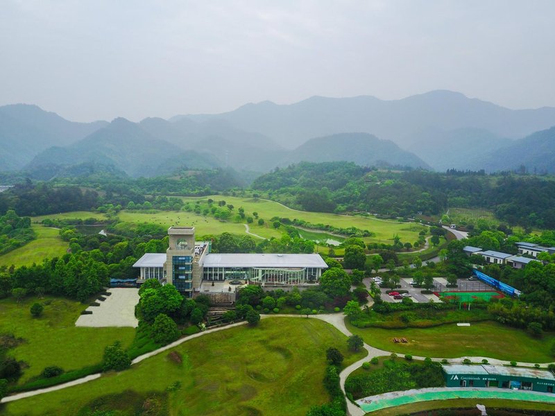 Qiandao Lake Nade Runzeyuan Resort Over view