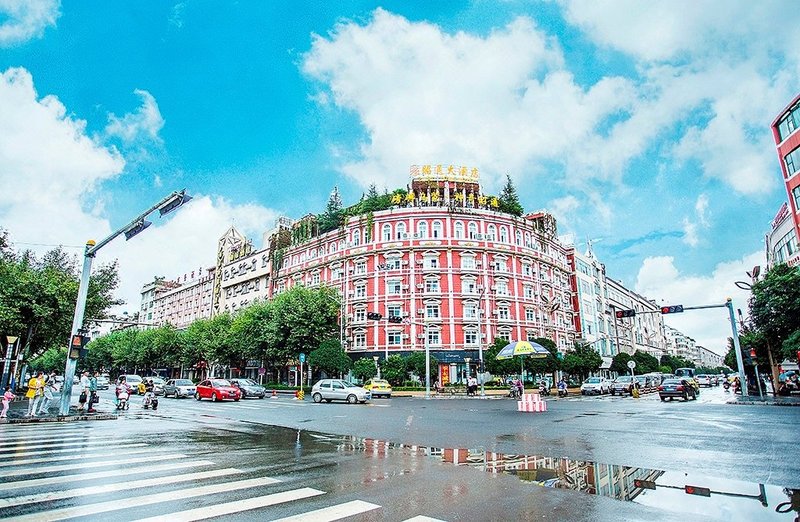 Zhaotong Hotel Over view