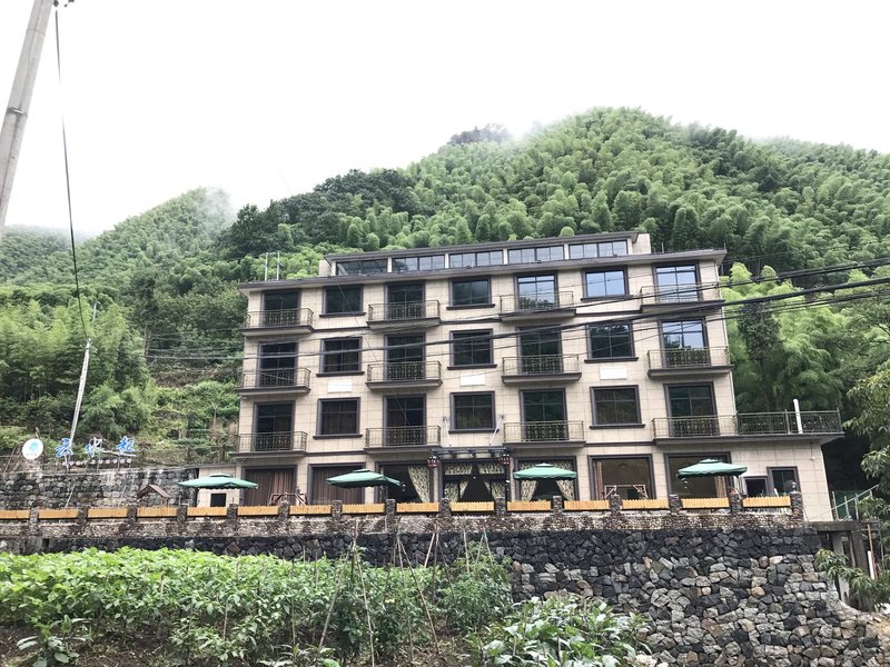 Yunshuiqi Hotel Over view