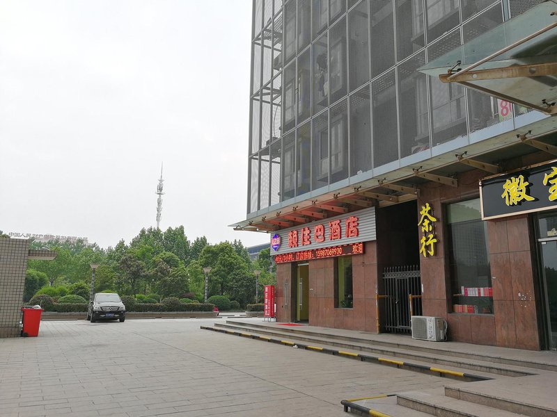 Mr Lai hotelOver view