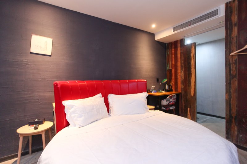 TaiZhou MoMo THEME hotel Guest Room