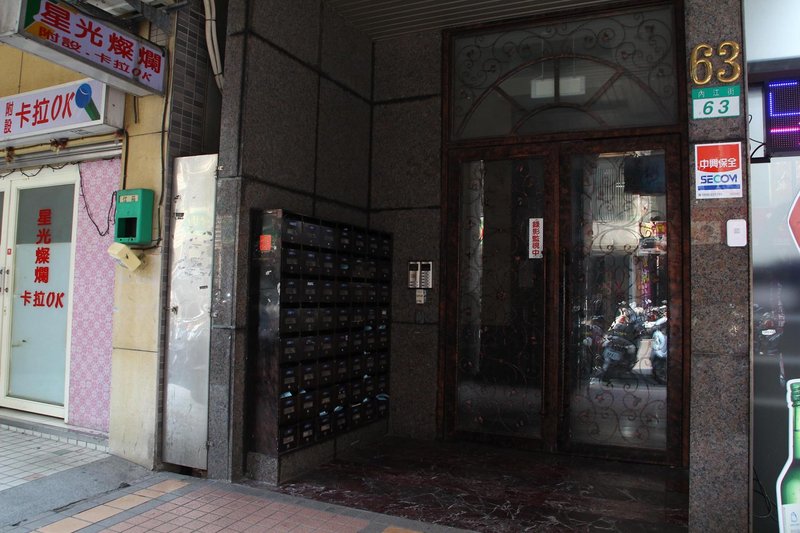 Susu Classical Royal Apartment 酒店外观