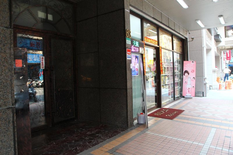 Susu Classical Royal Apartment 酒店外观