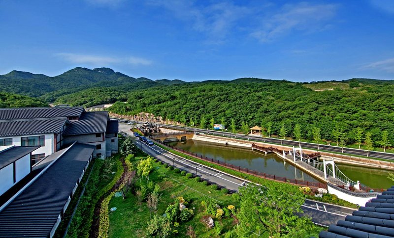 Dongquan Hot Spring Holiday HotelOver view