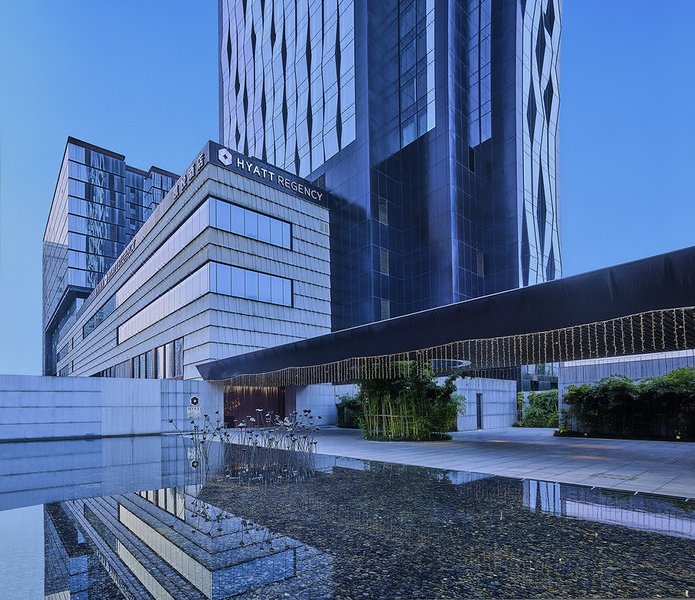 Hyatt Regency Wuhan Optics Valley Over view