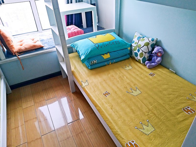 Marco Polo Plaza Youth HostelGuest Room