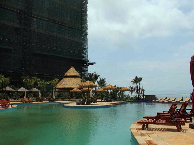 Ten li Silver Beach Resort Apartments Over view