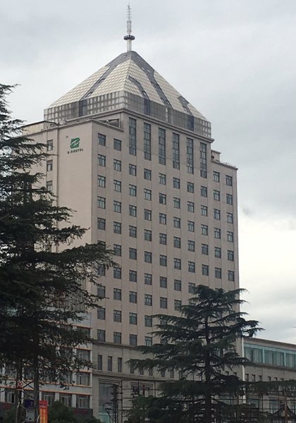 Cuifeng Hotel Over view