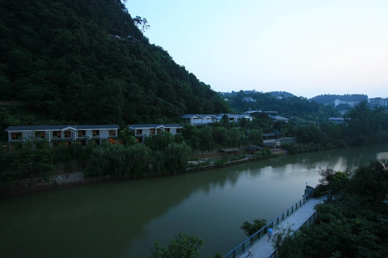 Chongqing White-collars East Hotspring Hotel Over view