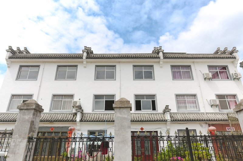 Hongdoujia Farm House Over view